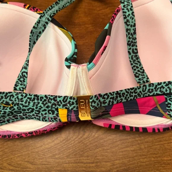 BLEU Sweetheart Bra Swimsuit Top SZ. 36D Purple Tropical Print - Picture 14 of 16
